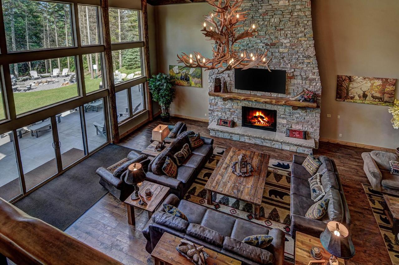 Whispering Pines Lodge: 9 Bedroom Игл-Ривер Экстерьер фото