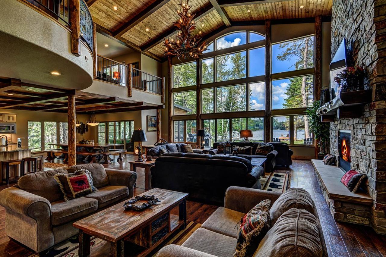 Whispering Pines Lodge: 9 Bedroom Игл-Ривер Экстерьер фото