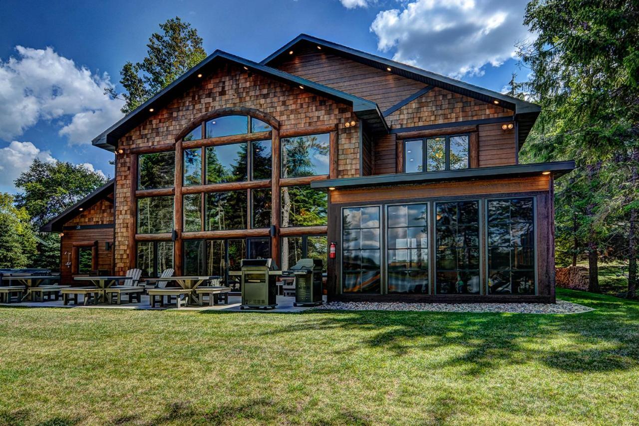 Whispering Pines Lodge: 9 Bedroom Игл-Ривер Экстерьер фото